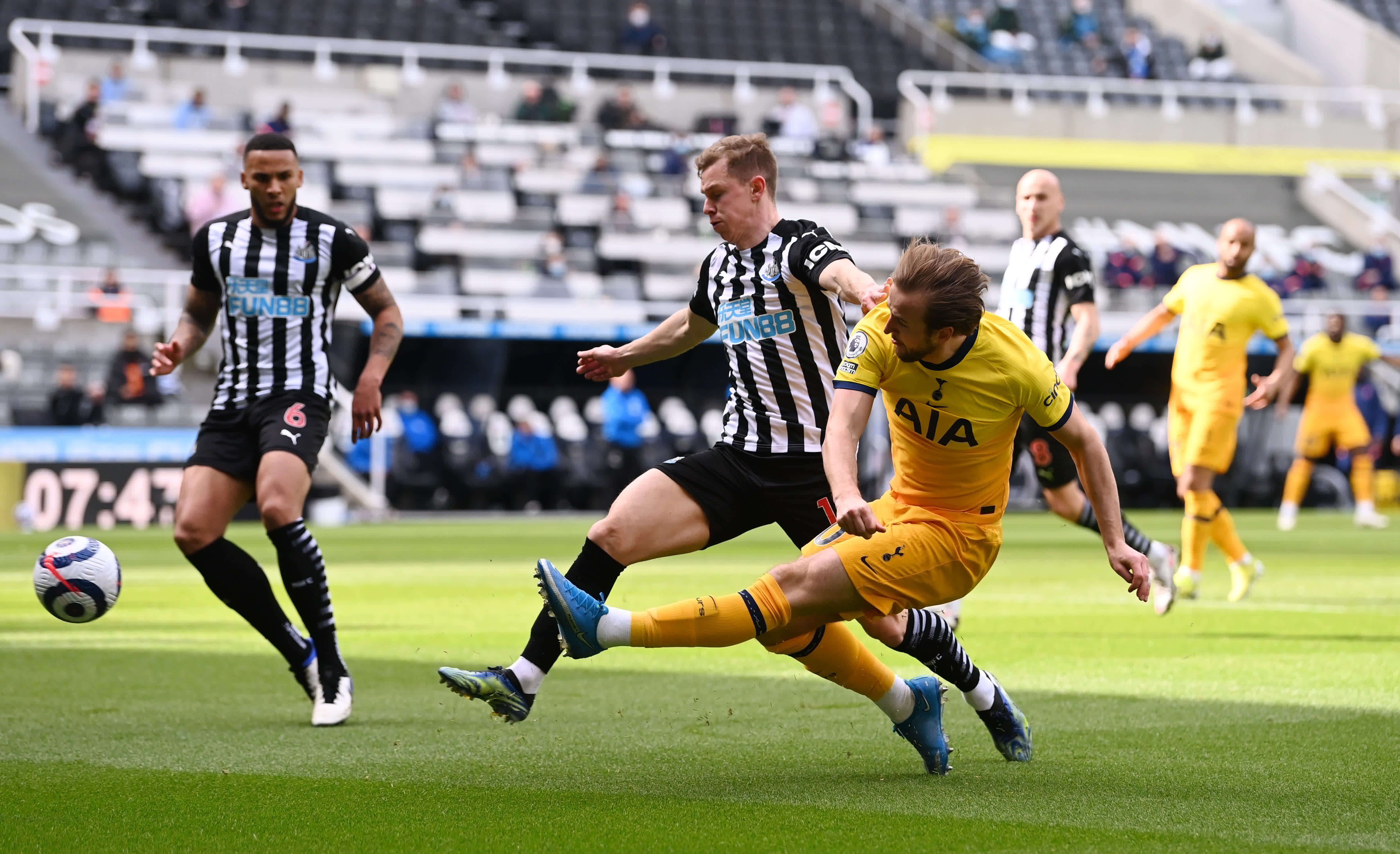 解为何他能 解为何他能